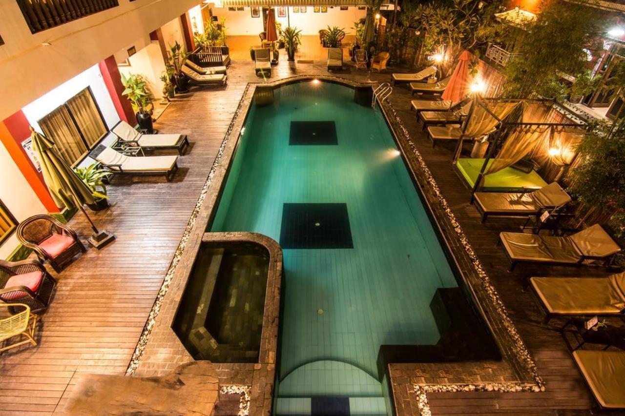 Mekong Angkor Palace Hotel Siem Reap Buitenkant foto