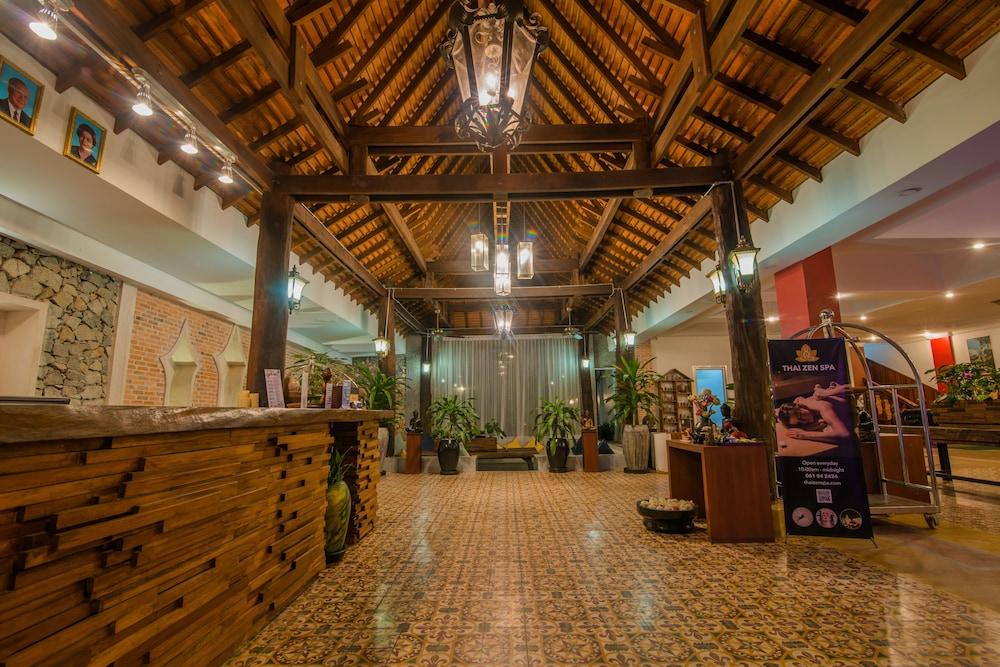 Mekong Angkor Palace Hotel Siem Reap Buitenkant foto